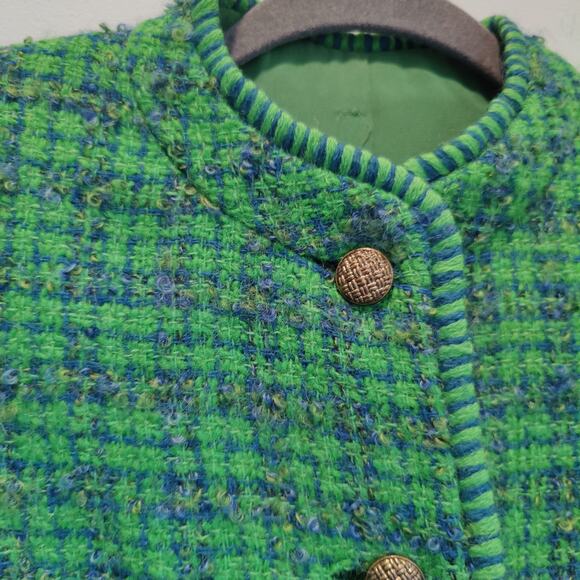 Vintage Women's Green Tweed Plaid Blazer Jacket Brass Buttons Collarless - Picture 4 of 9